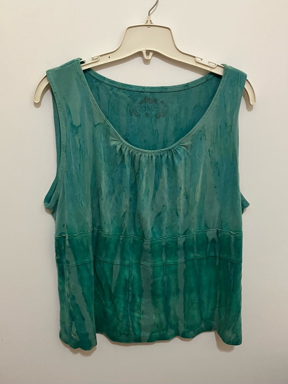 Sleeveless Plus Size Green Tie-Dye Tank Top